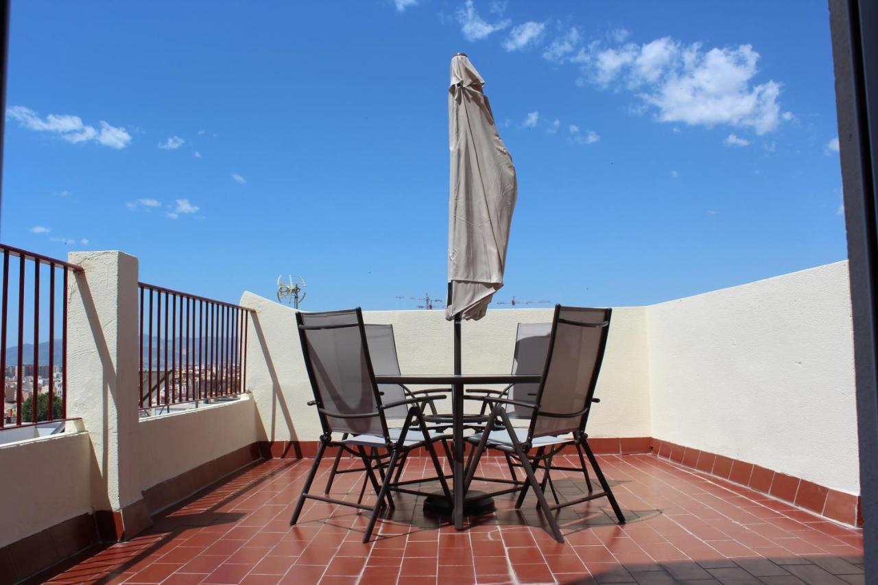 Beautiful Brand New 2 Bedroom Flat With Terrace Málaga Eksteriør bilde